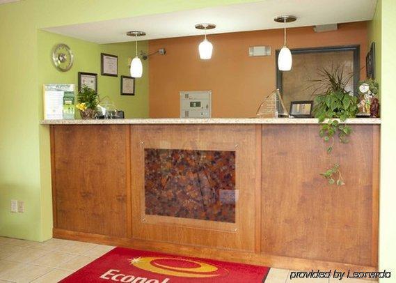 Red Roof Inn Spartanburg - I-26 Интериор снимка